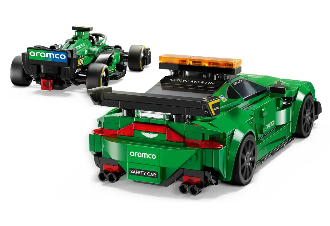 Aston Martin Safety Car & AMR23 - Image 4