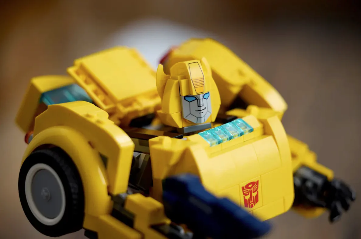 Bumblebee -LEGO® Icons - Image 9
