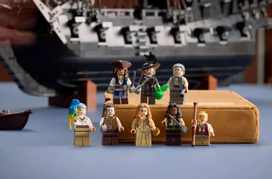 Captain Jack Sparrow's Pirate Ship - Image 15