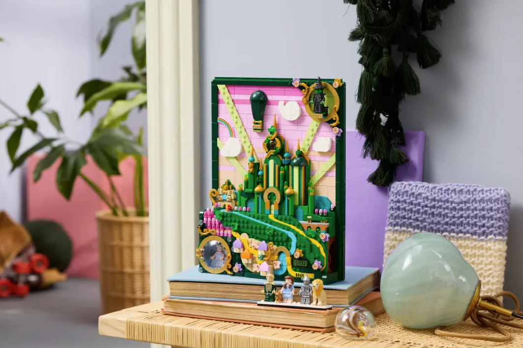 Emerald City Wall Art - Image 7