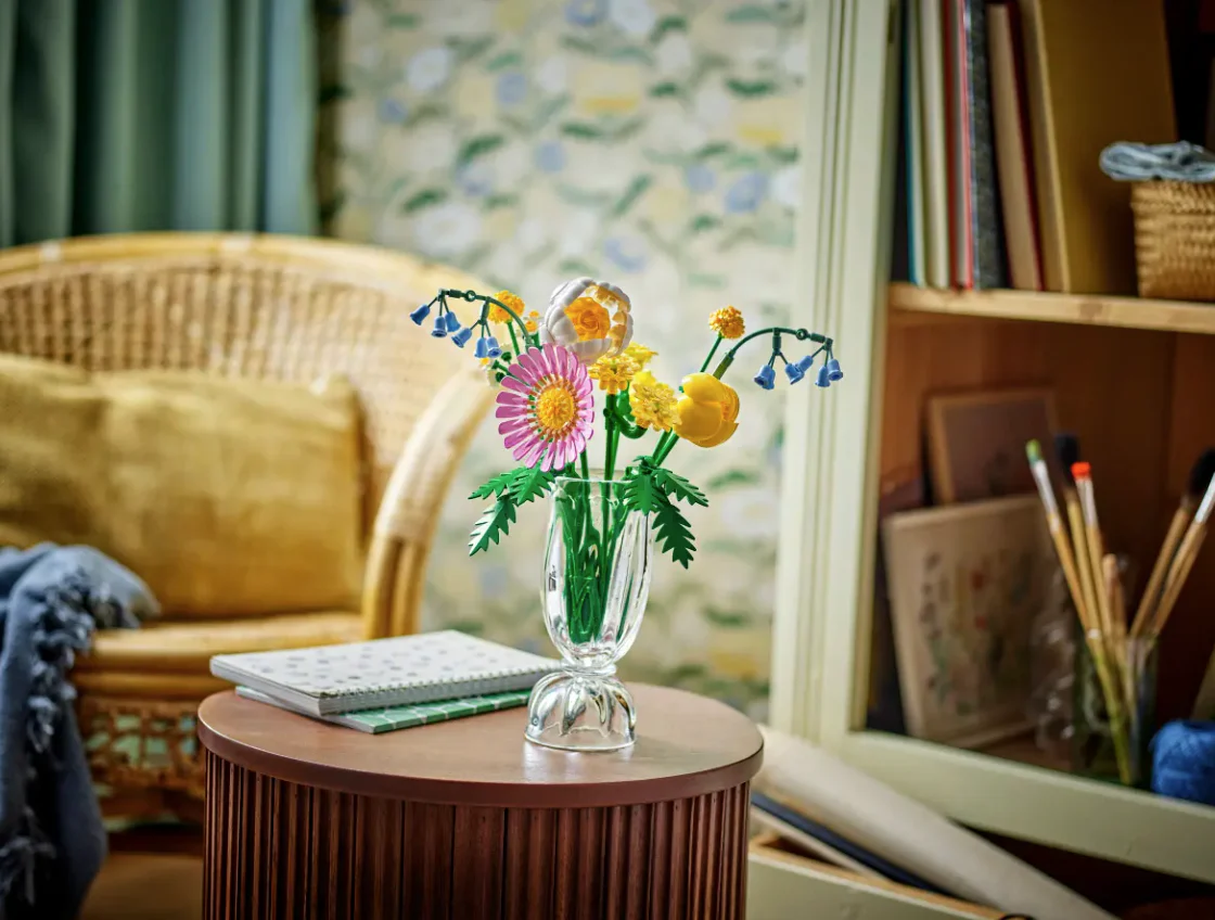 Petite Sunny Bouquet - Image 8